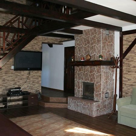 Dobarlica Guest House Dobirlau Екстериор снимка
