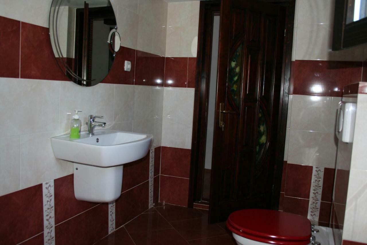 Dobarlica Guest House Dobirlau Екстериор снимка